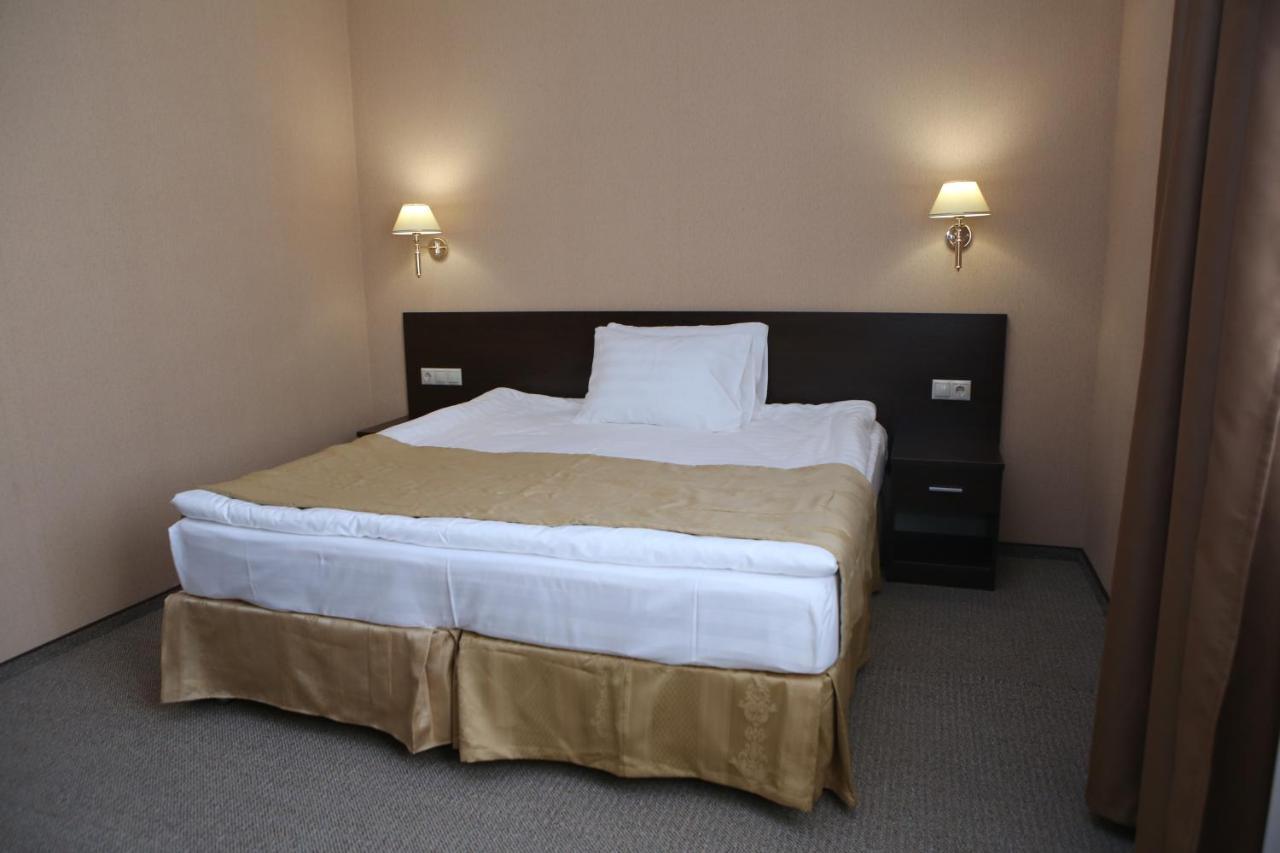 אסטנה Hotel Aner מראה חיצוני תמונה
