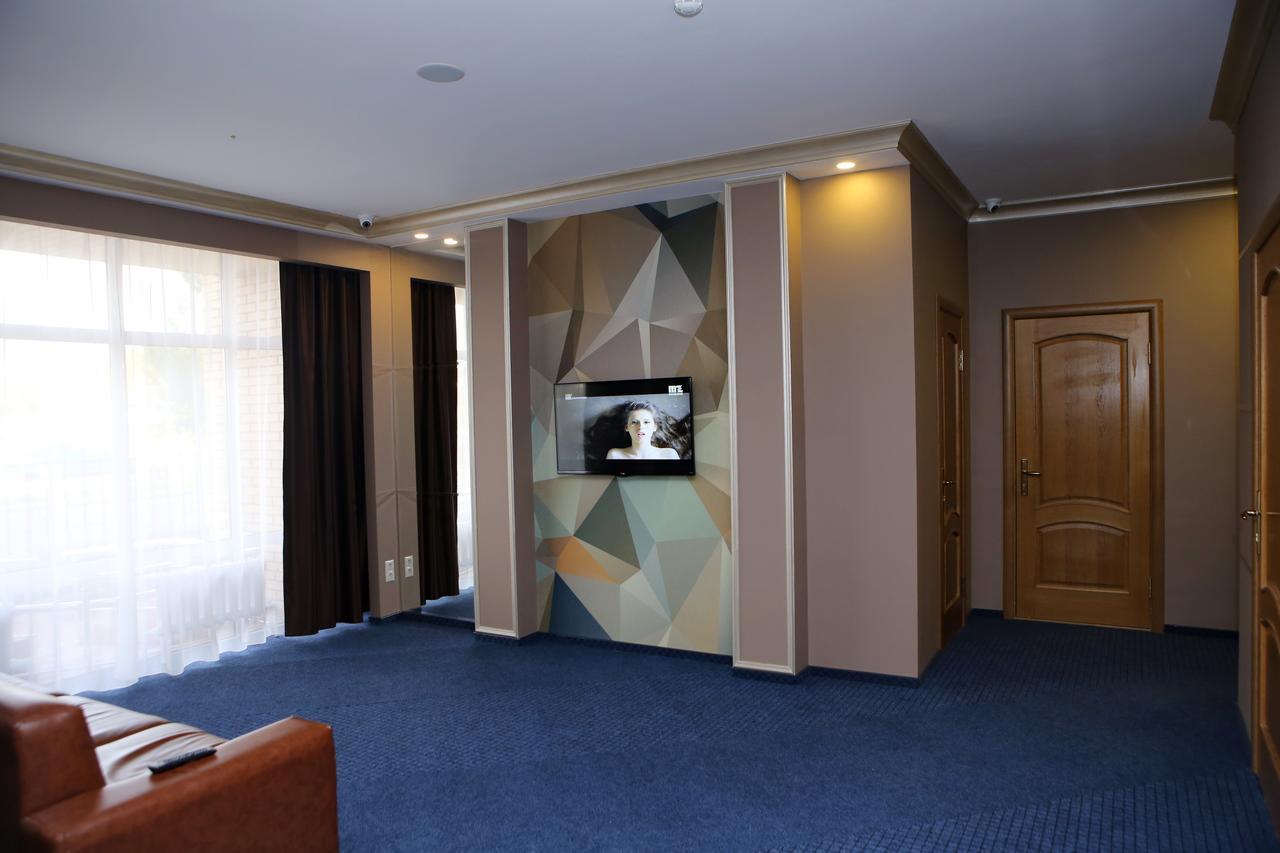 אסטנה Hotel Aner מראה חיצוני תמונה