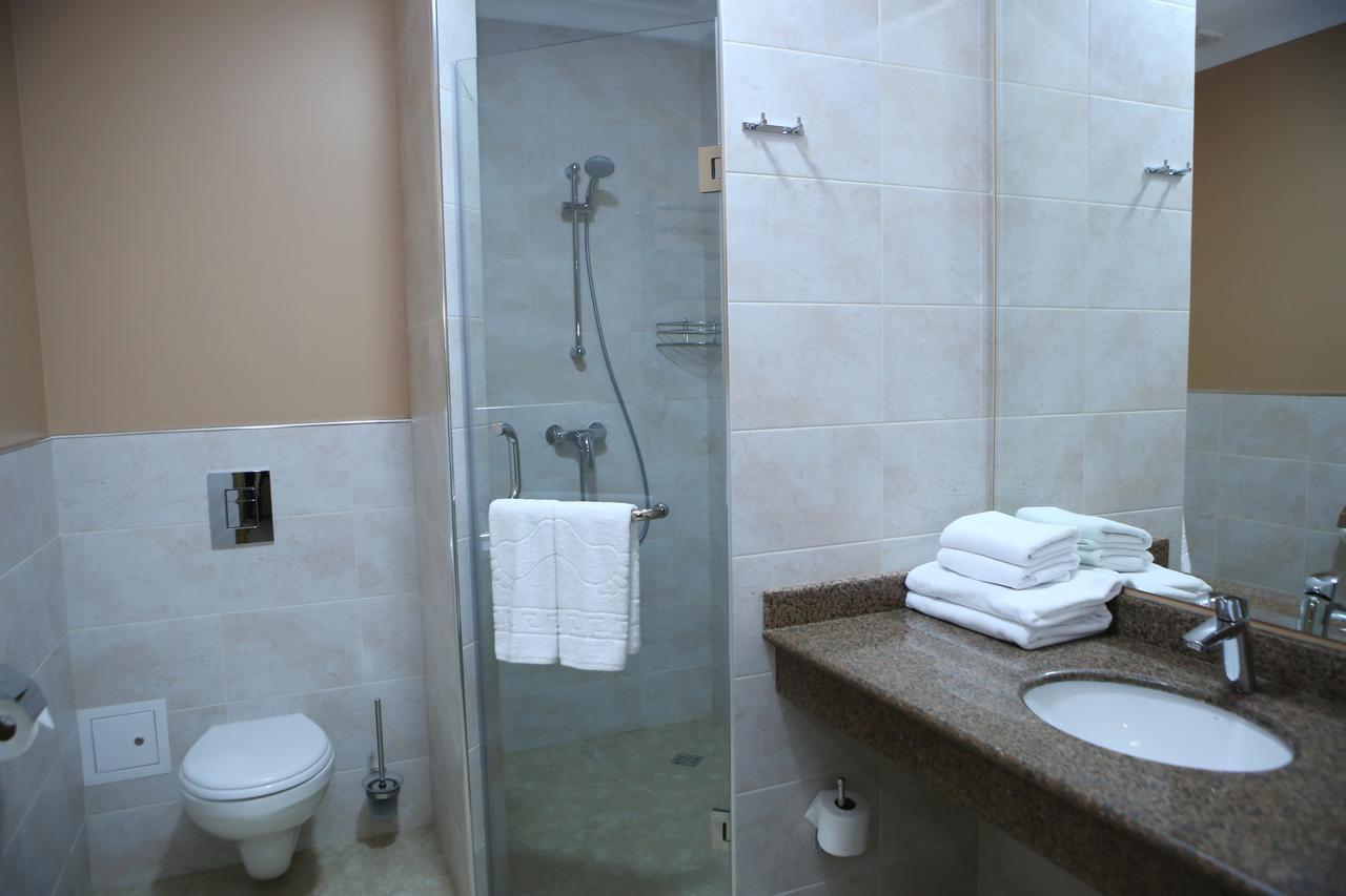 אסטנה Hotel Aner מראה חיצוני תמונה