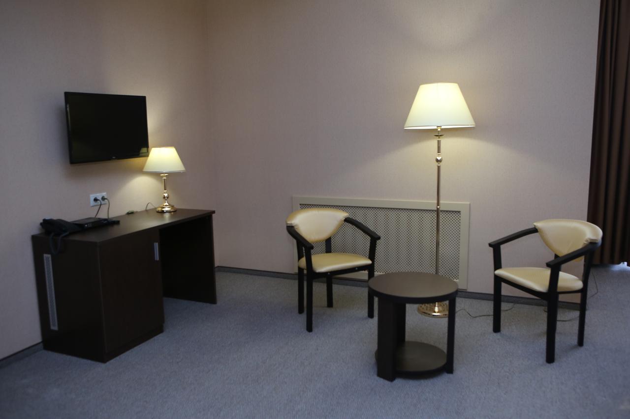 אסטנה Hotel Aner מראה חיצוני תמונה
