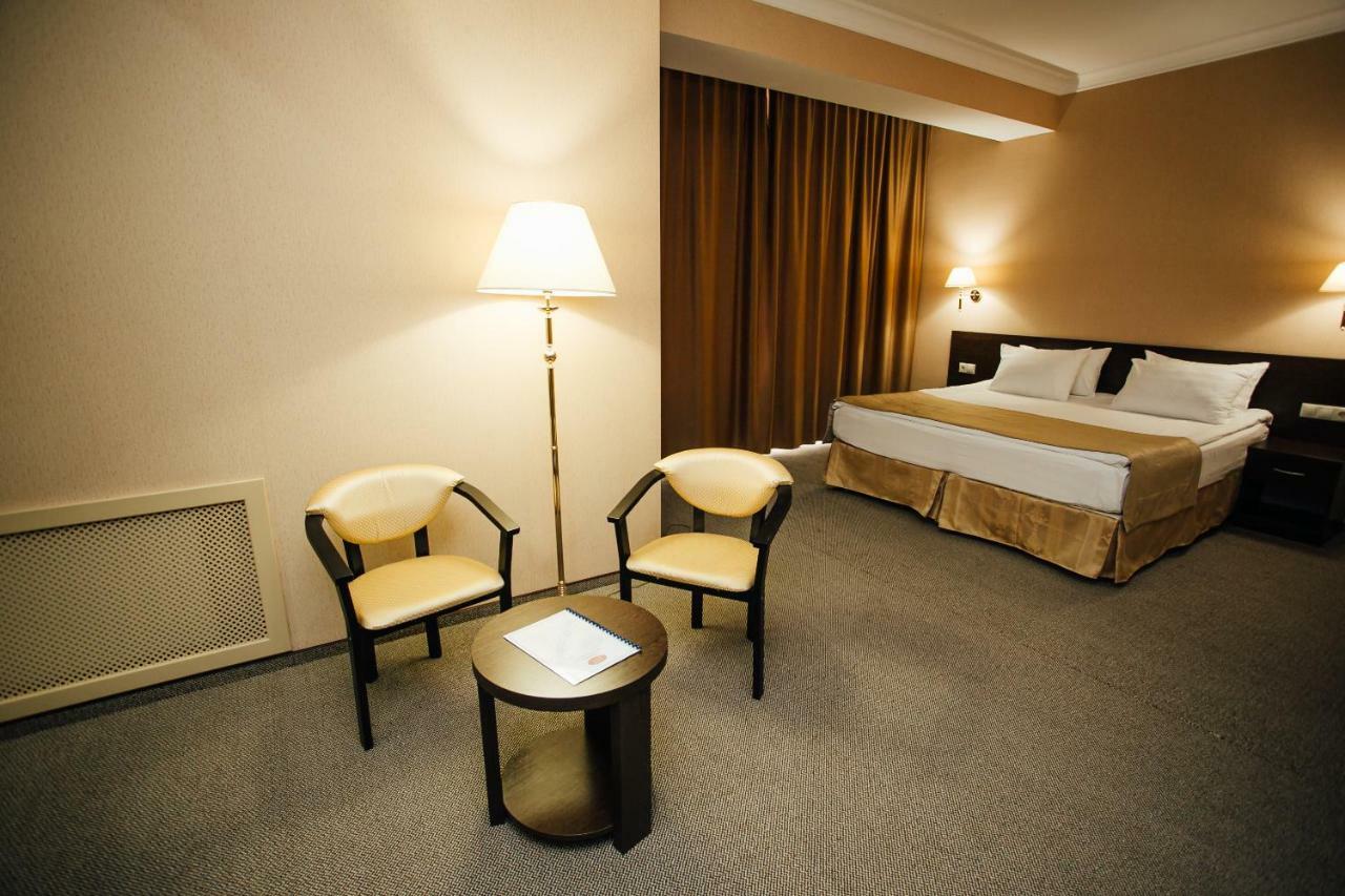 אסטנה Hotel Aner מראה חיצוני תמונה